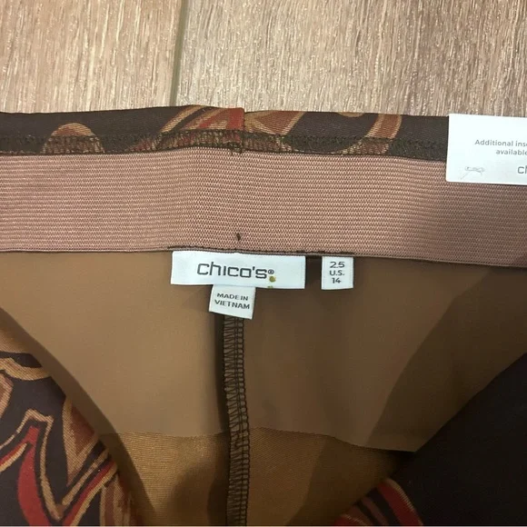 Chicos Juliet So Sliming Pant - Picture 4 of 11